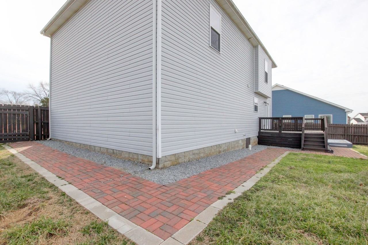 505 Tracy Ln - Photo 7 of 50