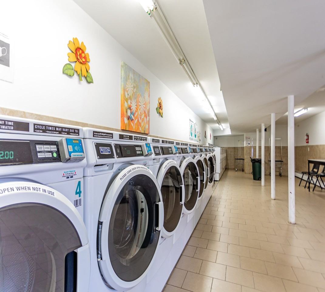 Village Crest Apartments - Photo 4 of 7