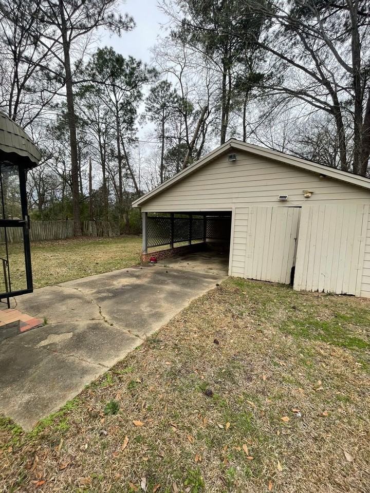 3556 Norman Bridge Rd - Photo 4 of 12