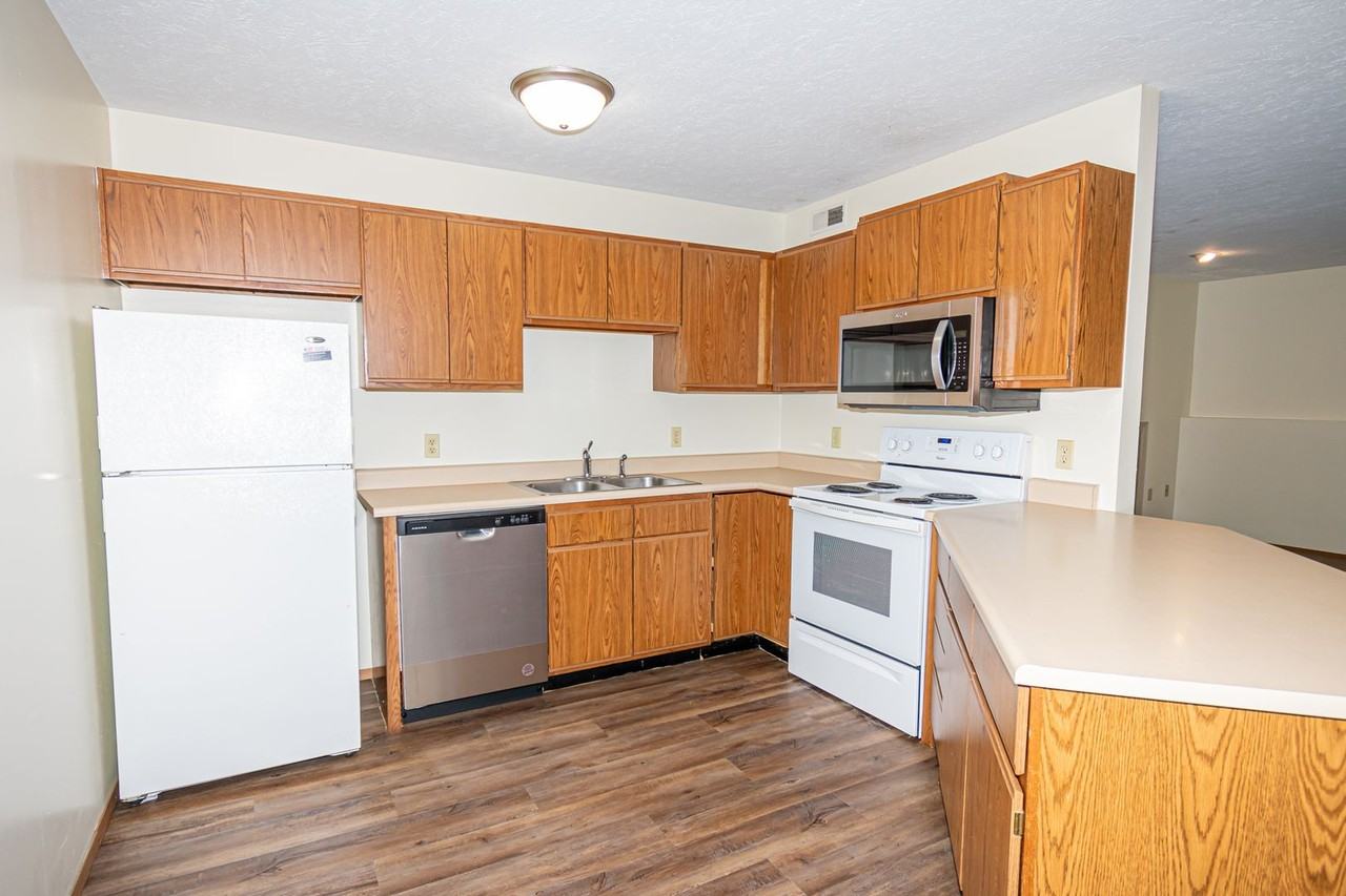 3004 Clearwater - Photo 4 of 17