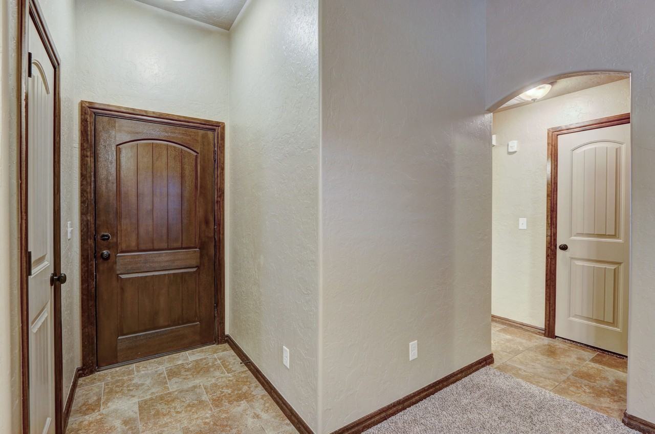 1509 Ginger Ave - Photo 3 of 39