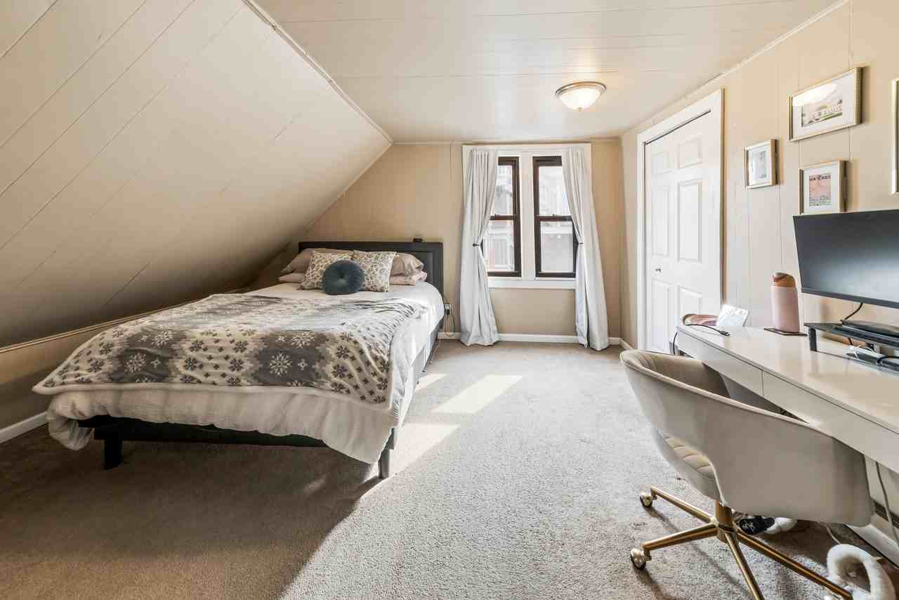 1214 W Melrose St #CH - Photo 6 of 11