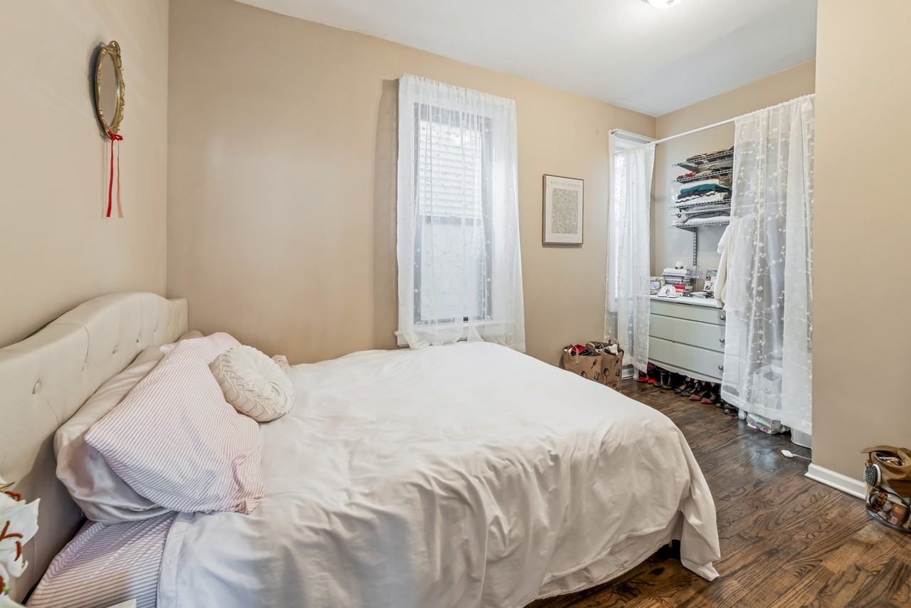 1214 W Melrose St #CH - Photo 7 of 11