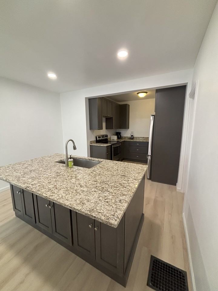 516 Mound Ct #NA - Photo 2 of 20