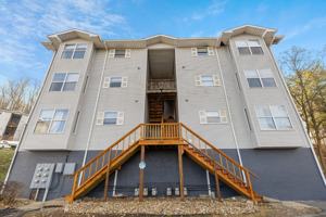 featured image of 300 Stewart Ln #18