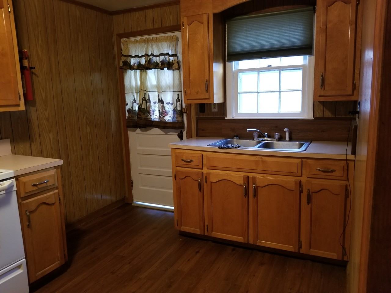 100 Waverly St #NA - Photo 3 of 10