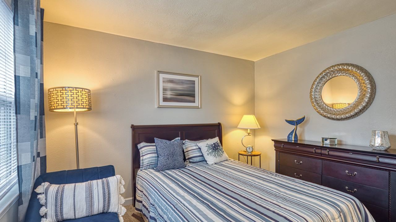 Bondale - Photo 5 of 14