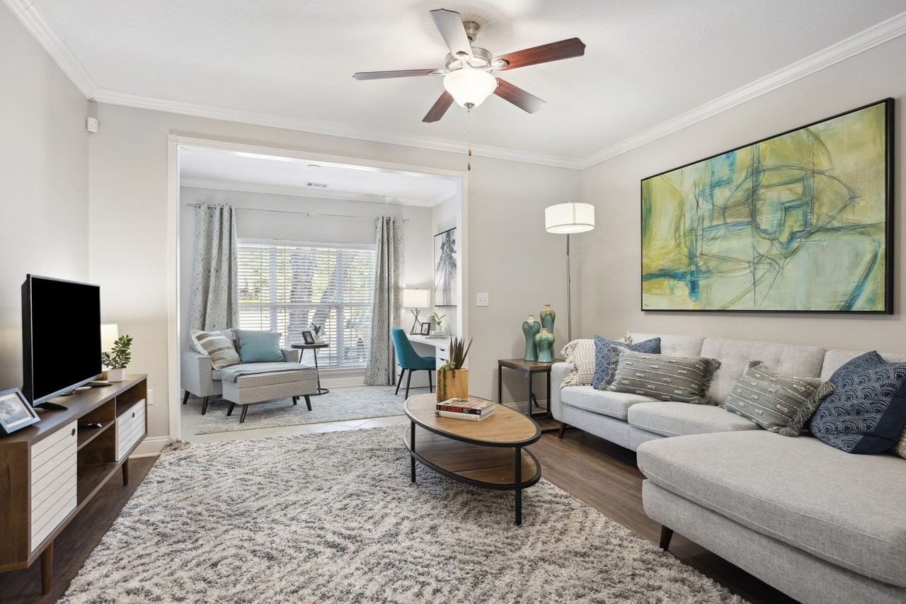 Enclave at Rivergate - Photo 6 of 50