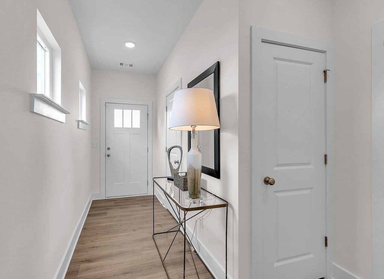 Southport - Photo 3 of 33