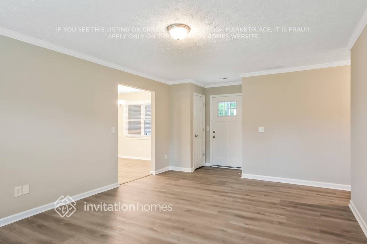 185 Fox Meadow Dr - Photo 2 of 19