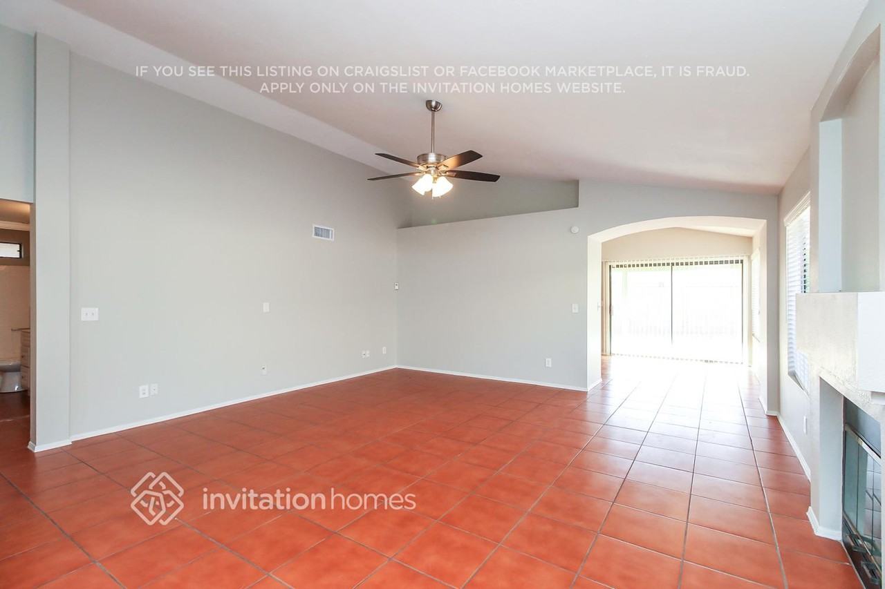 74 S Crestview St - Photo 3 of 16