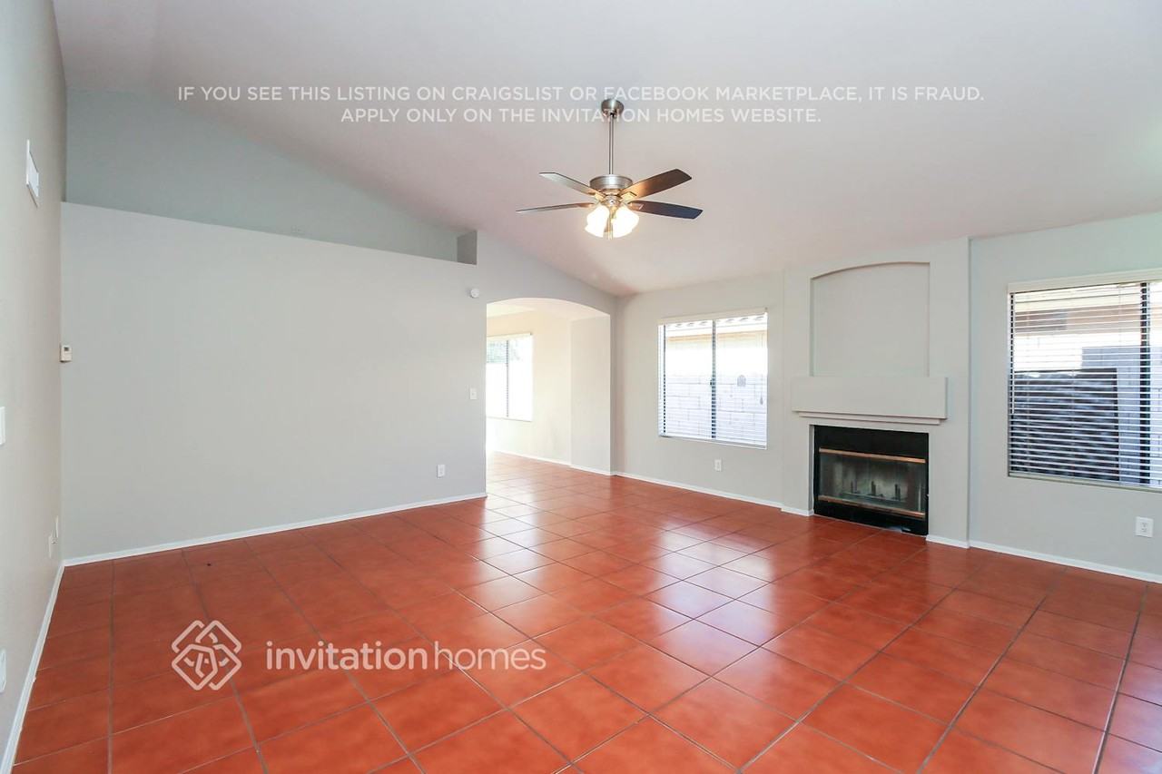 74 S Crestview St - Photo 4 of 16