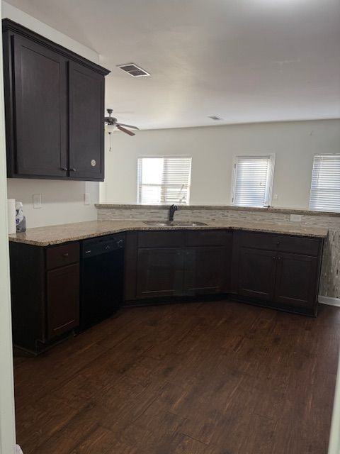 313 Clover Brook Dr - Photo 5 of 25