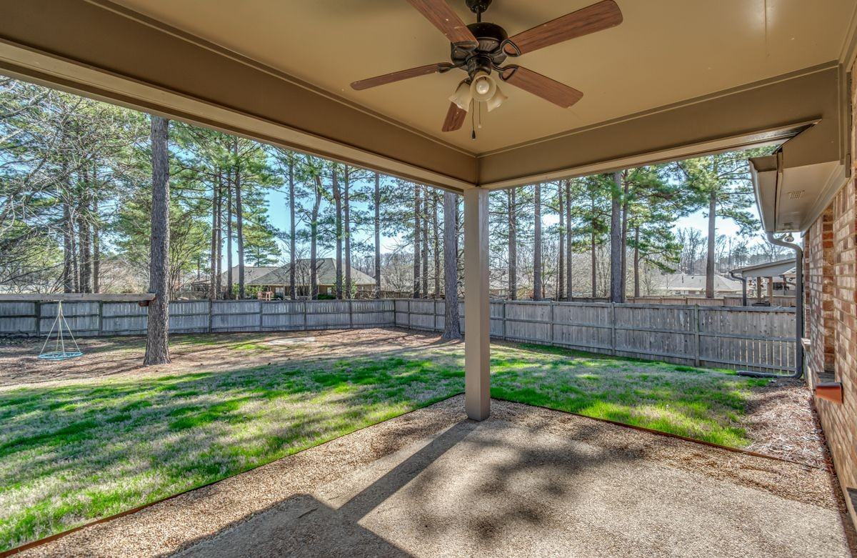 100 Mason Way - Photo 3 of 40