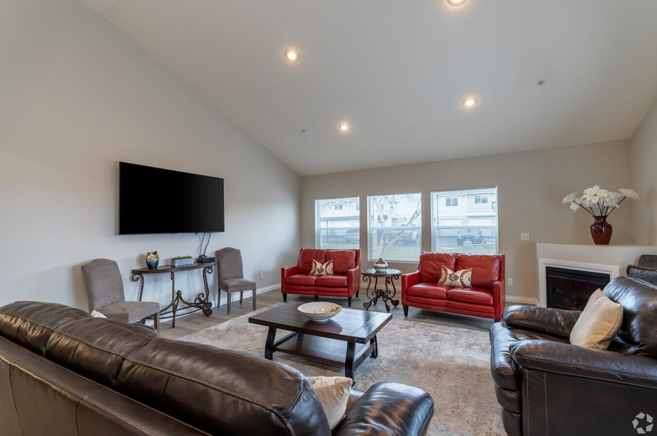 Bentley Apartments - Photo 7 of 50