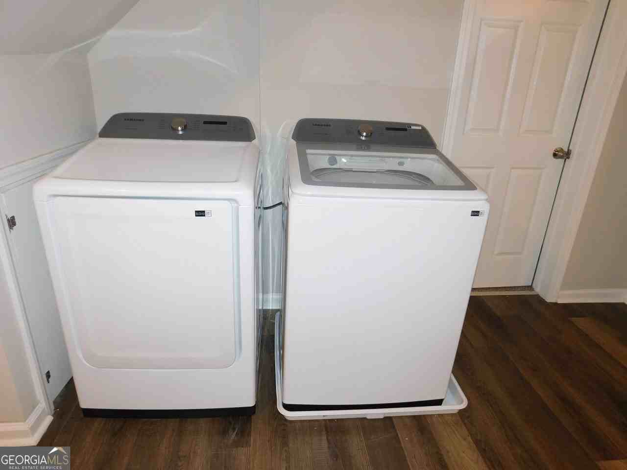 507 Pineridge Dr - Photo 5 of 14