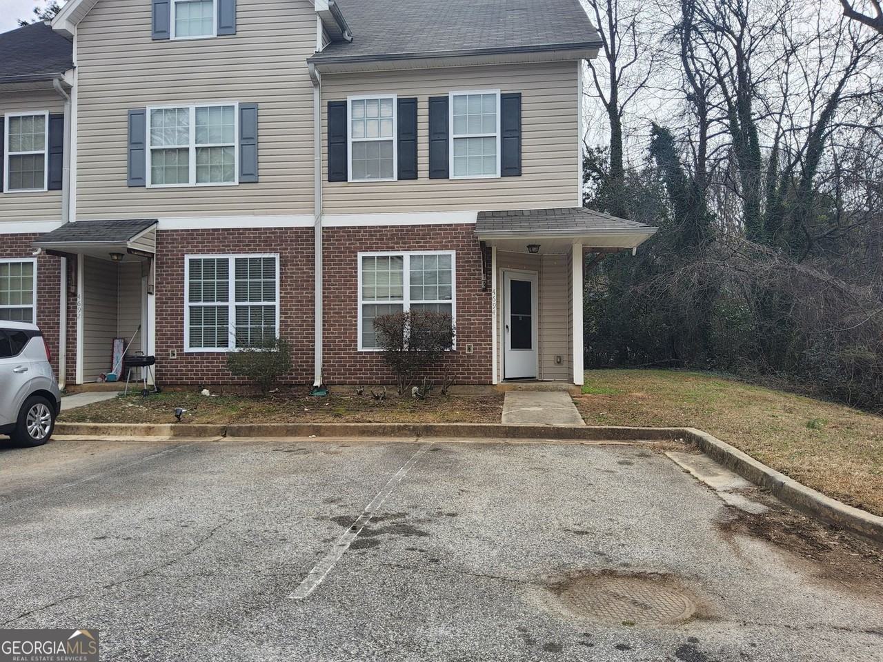 4694 Ernest Dr - Photo 2 of 23