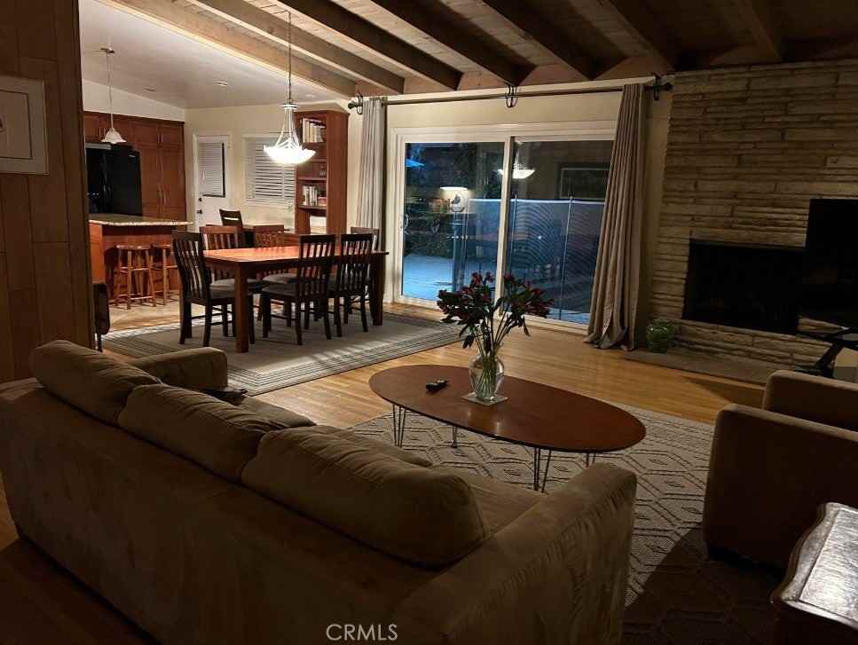 5835 Babbitt Ave - Photo 5 of 23