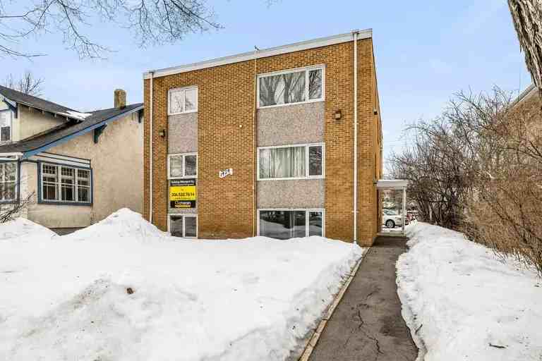 1424 College Ave #3 - Photo 2 of 10