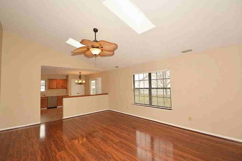102 Tracy Ridge Blvd - Photo 3 of 24