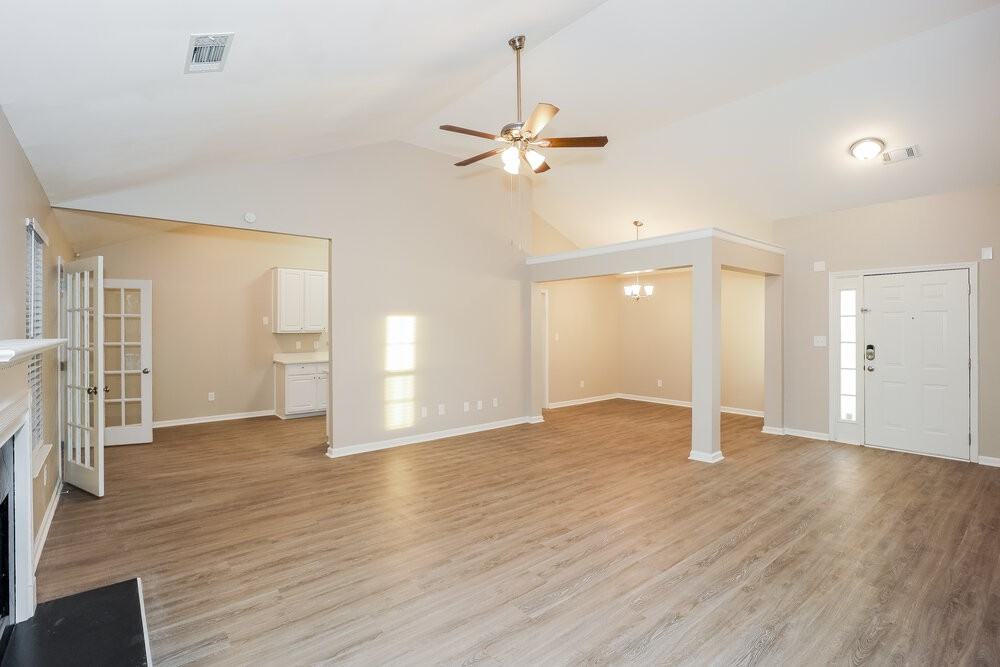 134 Fairhaven Trl - Photo 4 of 16