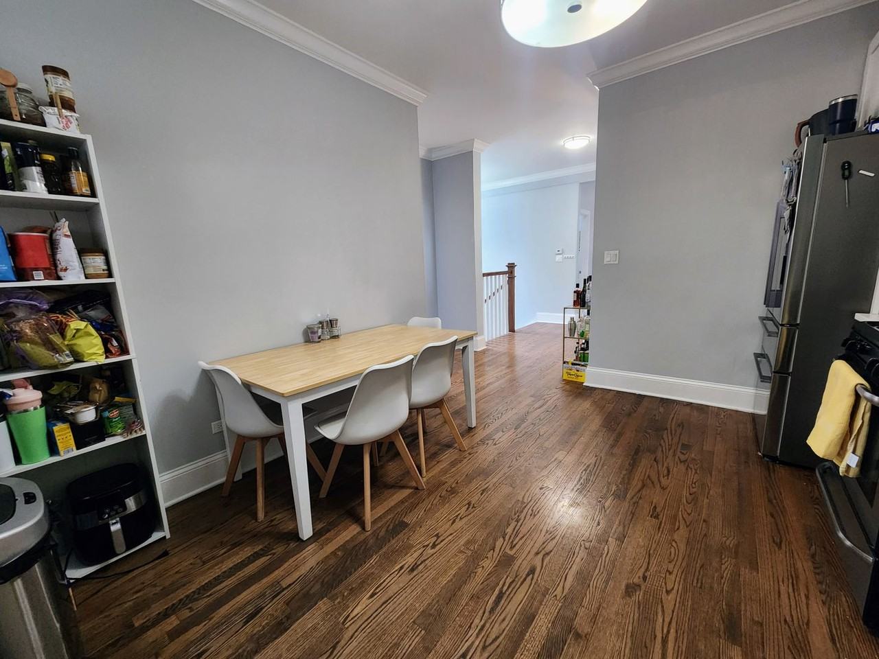 717 W Belmont Ave Apt 1r #1R - Photo 3 of 13