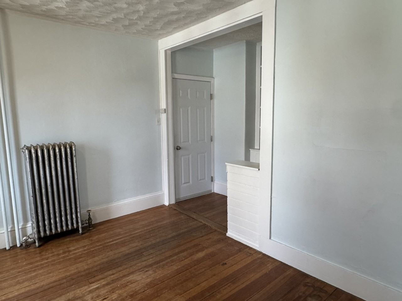 129 Grasmere Street #2R - Photo 4 of 6