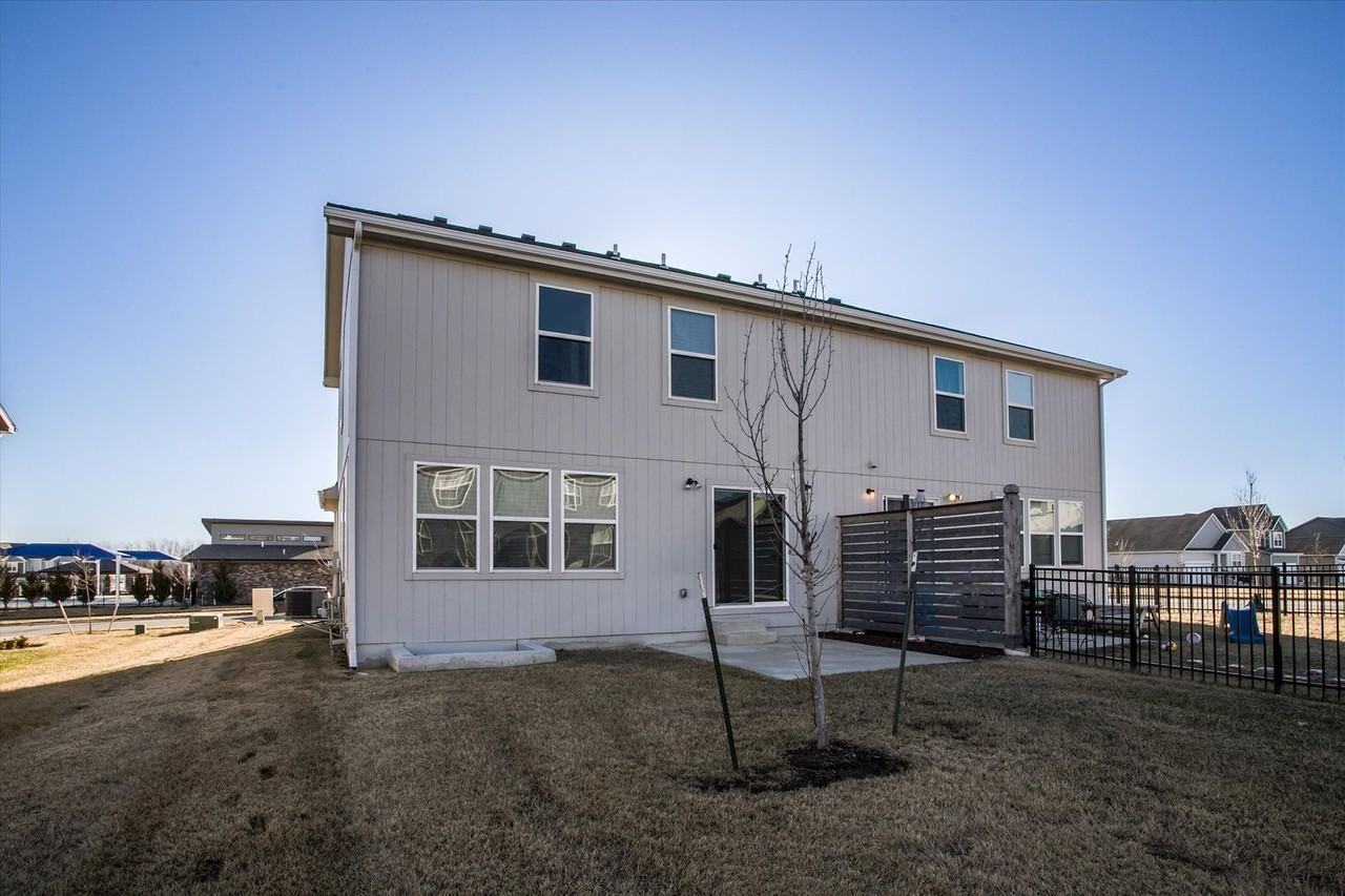 3744 Southwest Maryville Place - Photo 7 of 29