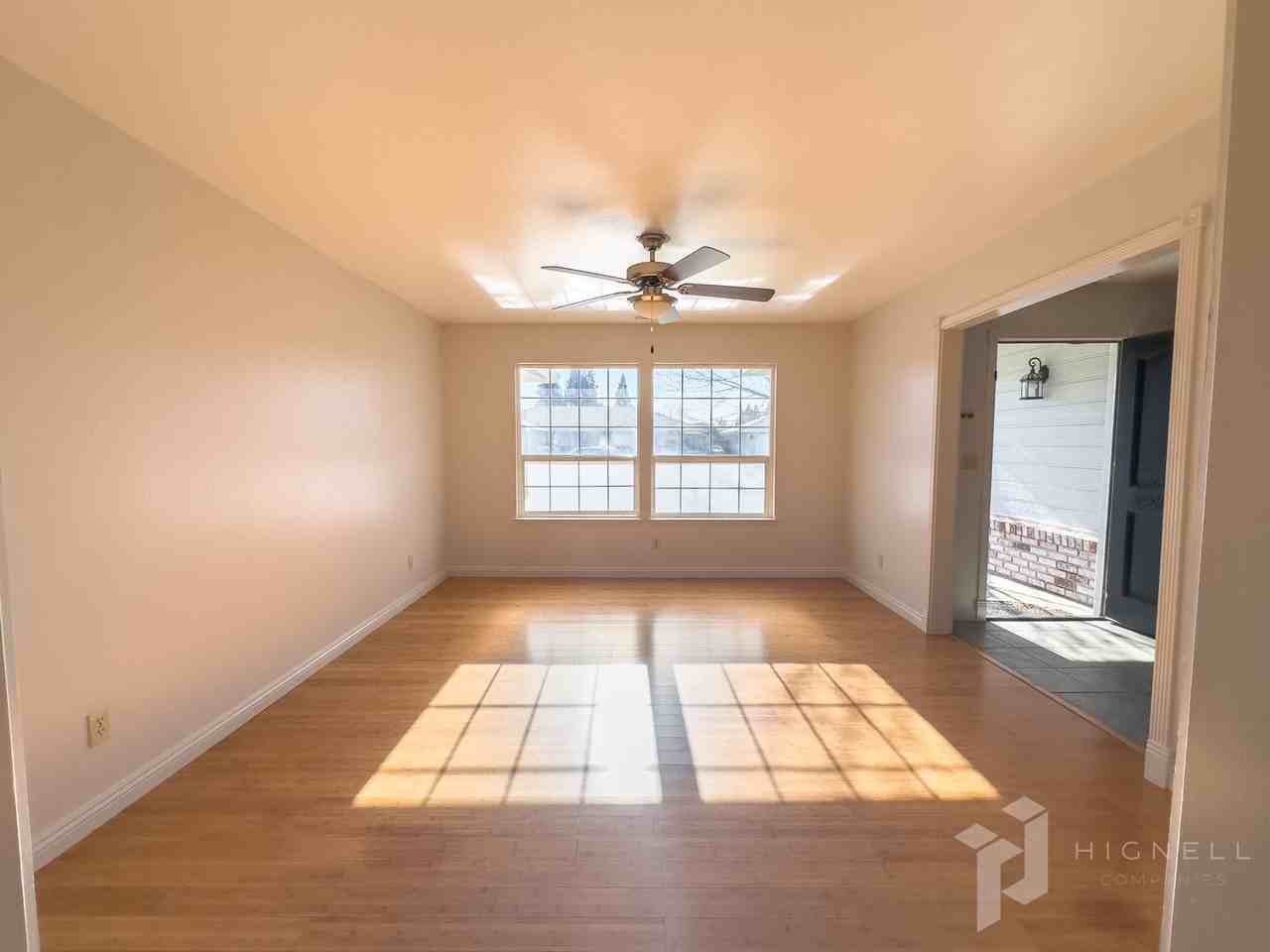 3222 Calistoga Dr - Photo 7 of 30