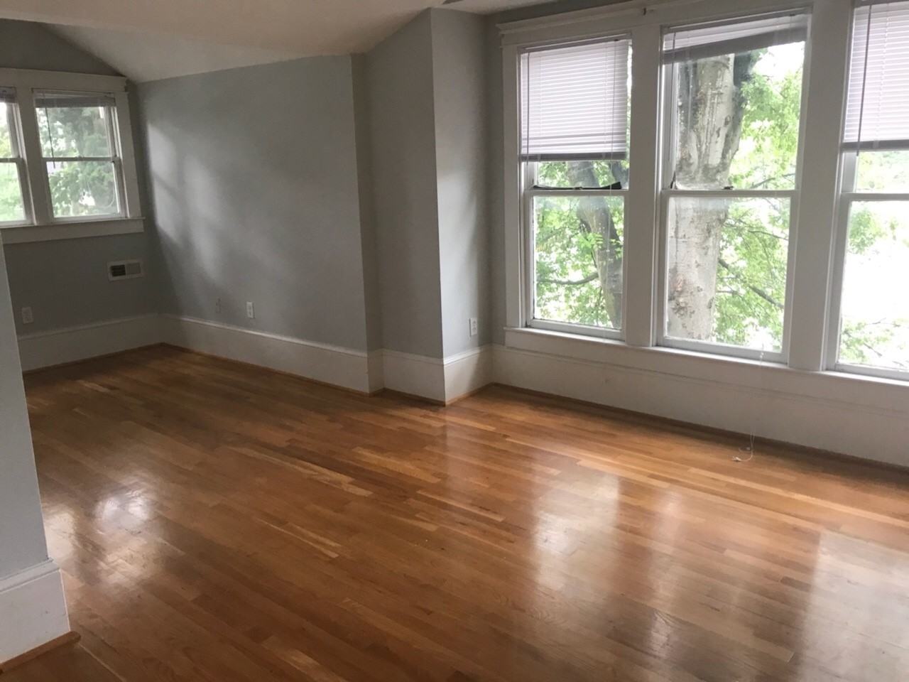 4506 Park Ave - Photo 7 of 34