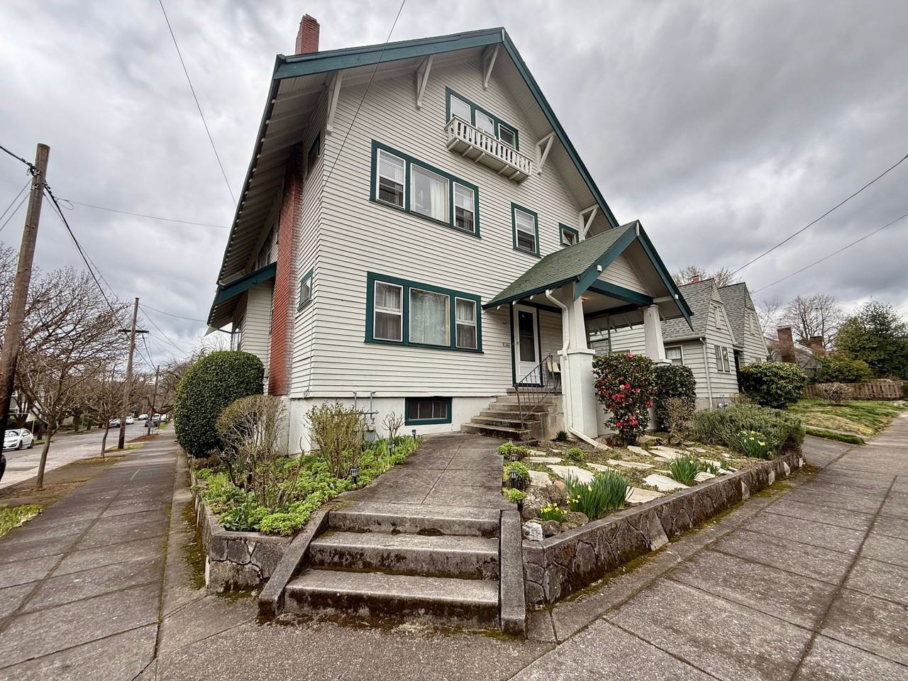 0130-01 - Photo 2 of 2