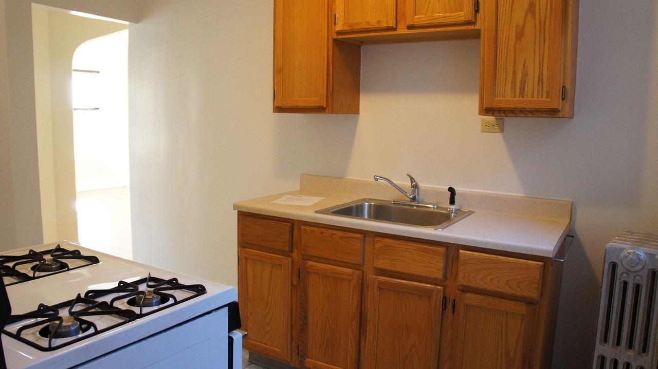 2944 Albany LLC - Photo 7 of 12