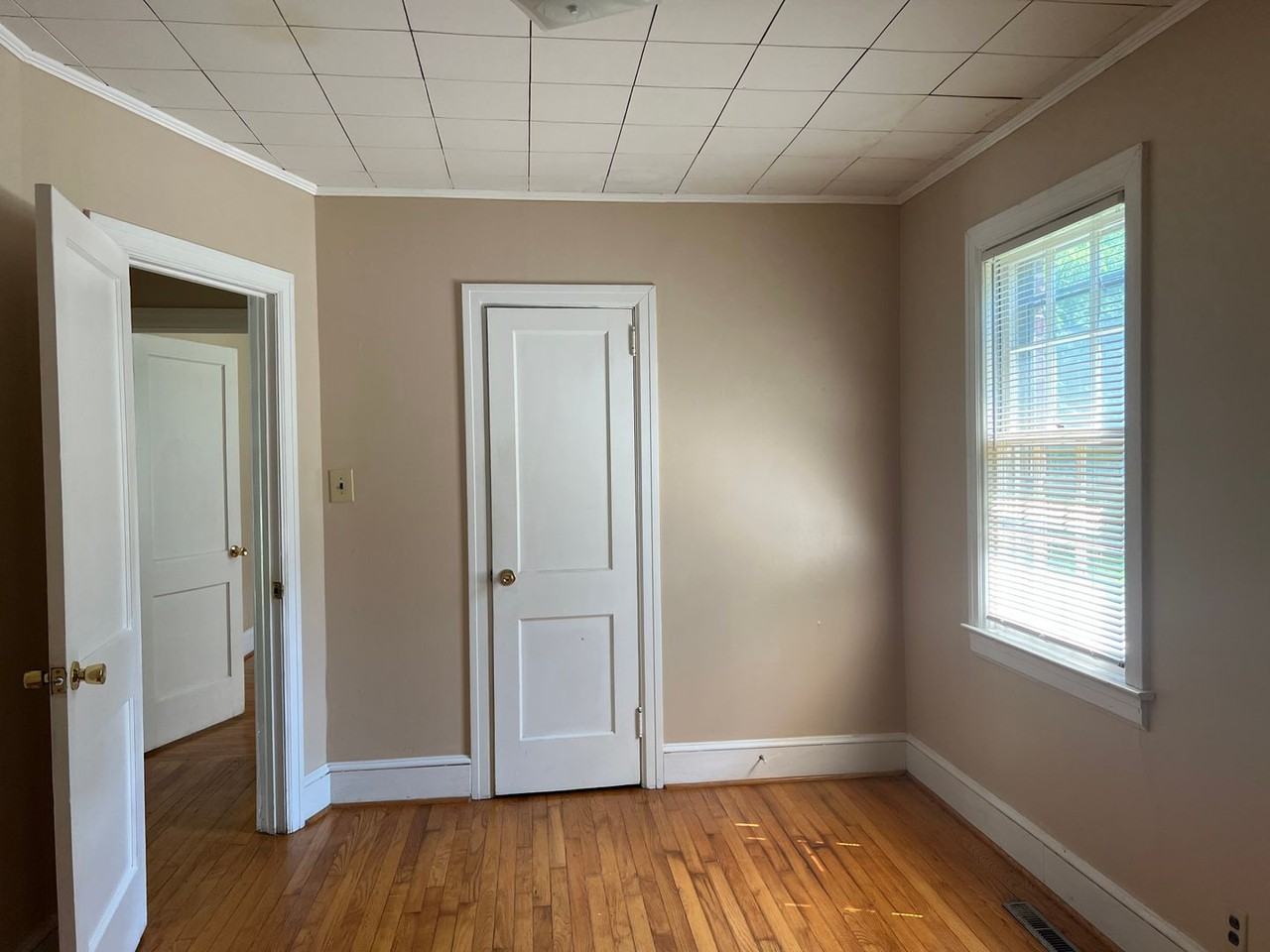 1203 Deas St - Photo 6 of 11