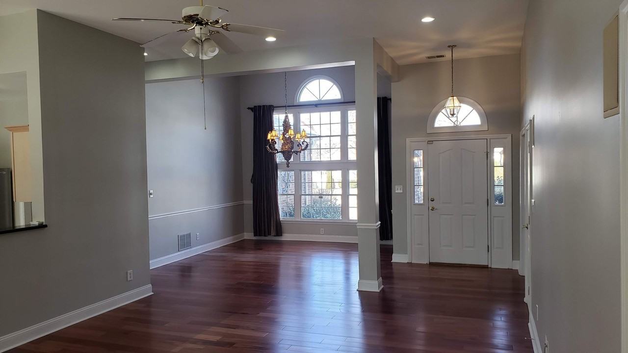 5229 Craigs Creek Dr - Photo 4 of 24