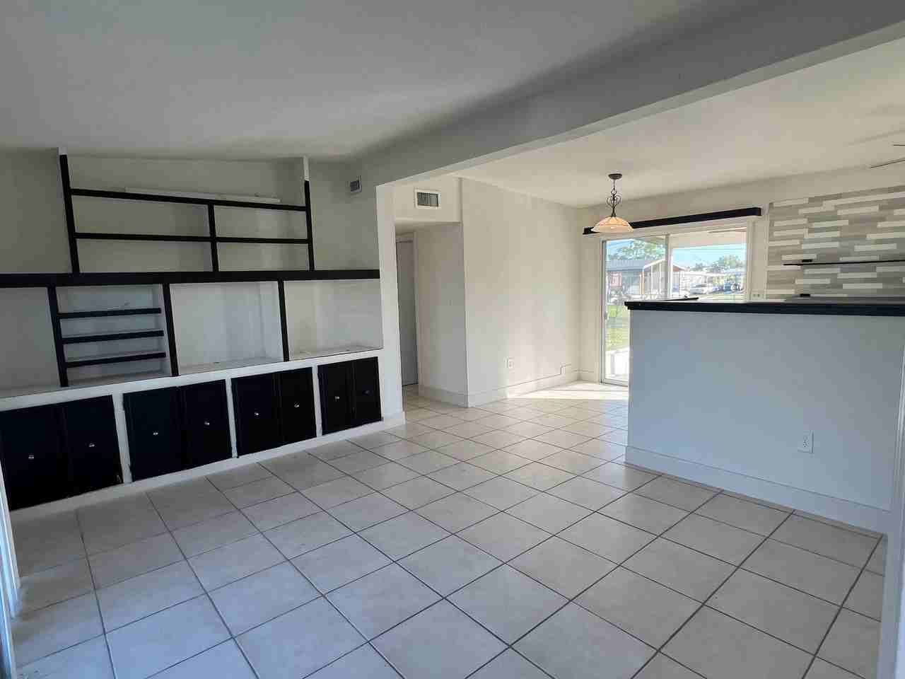 21179 Meehan Ave - Photo 2 of 11