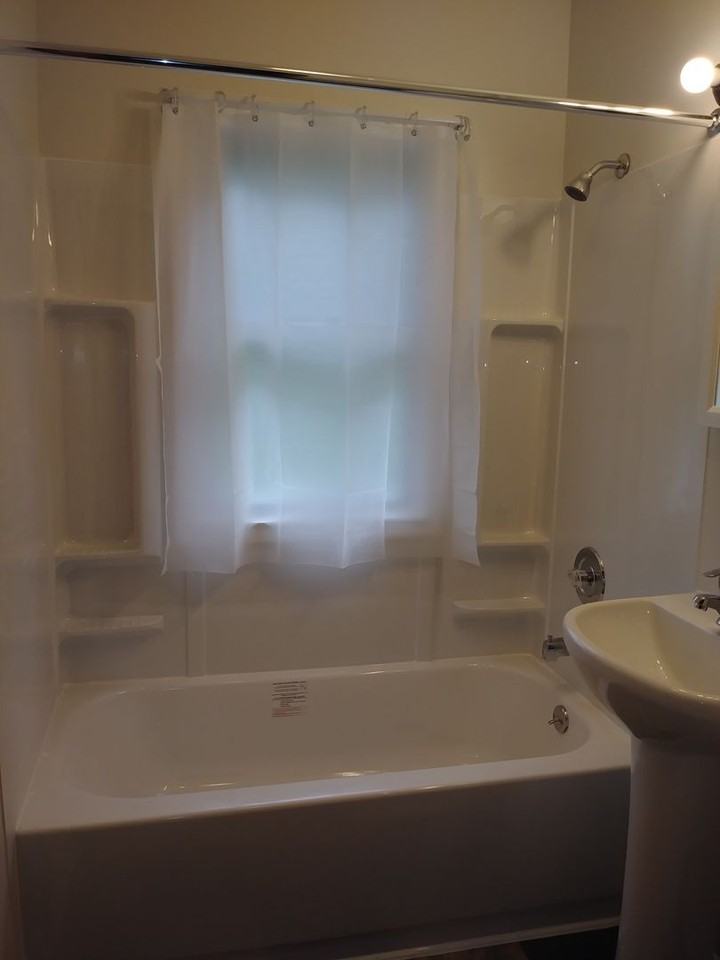6120 W Stevenson St - Photo 3 of 5