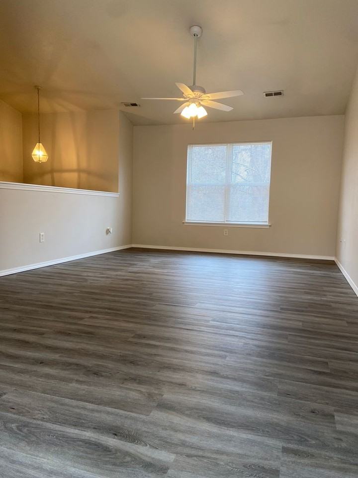 5015 Redbud Rd - Photo 2 of 36