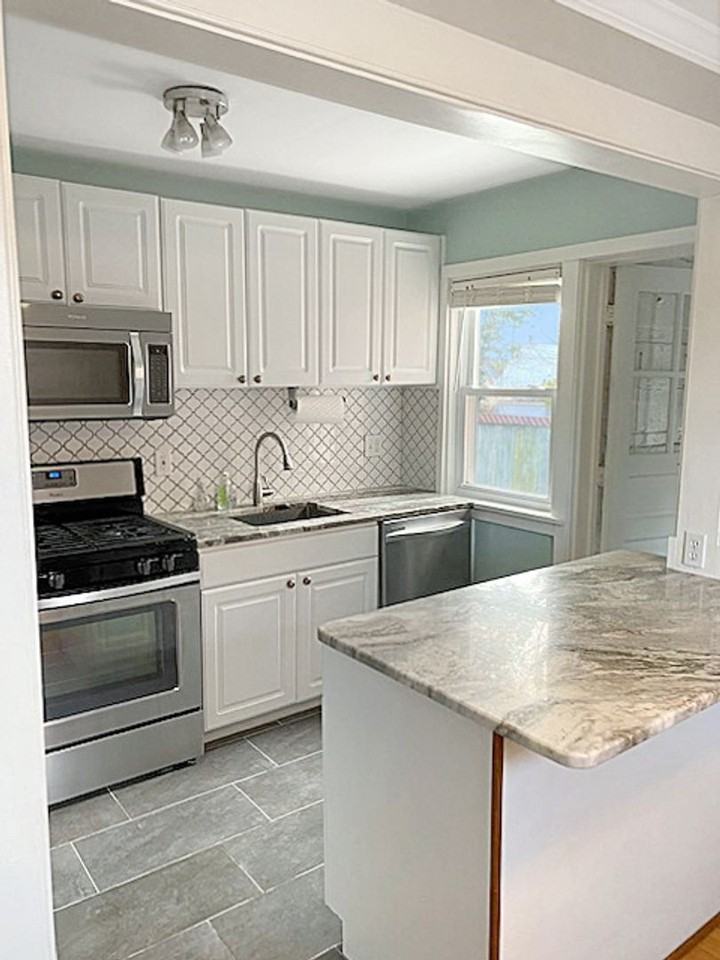 702 S Nansemond St - Photo 3 of 19