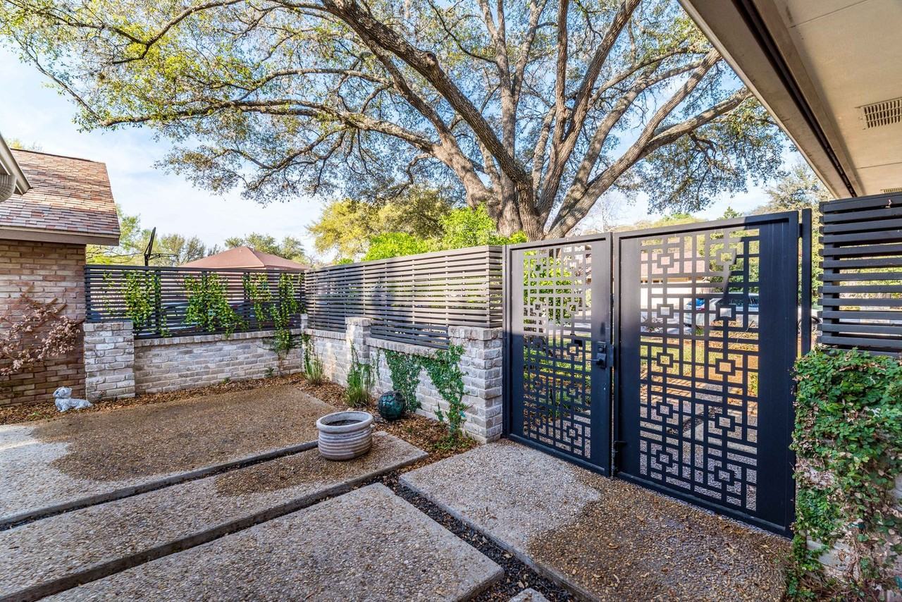 11162 Whisper Spring Dr - Photo 4 of 31