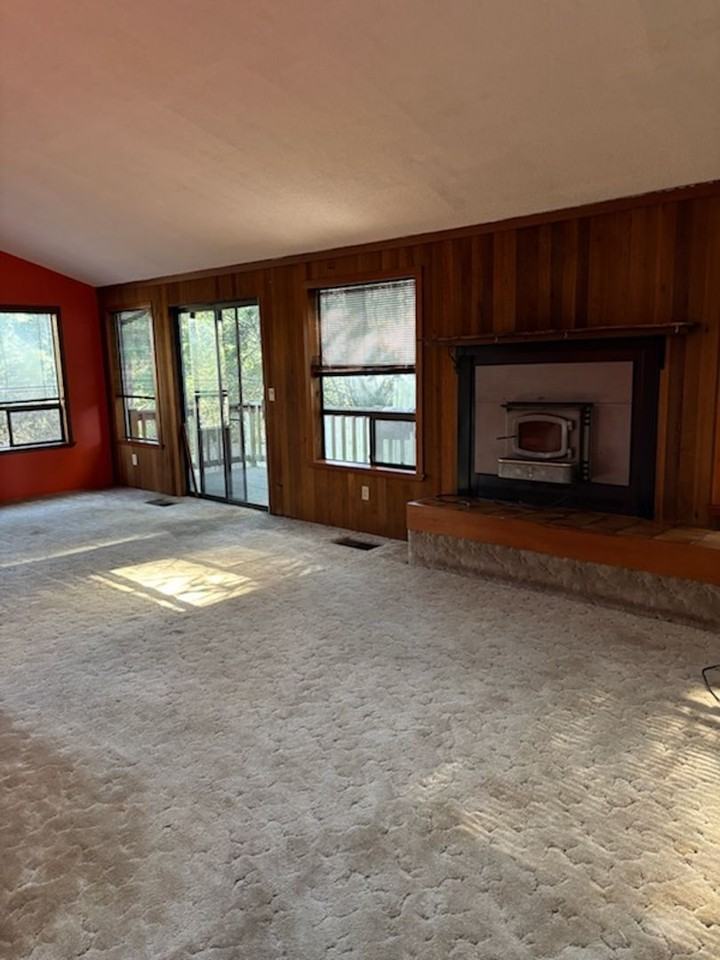 1339 Scenic Ave - Photo 4 of 16