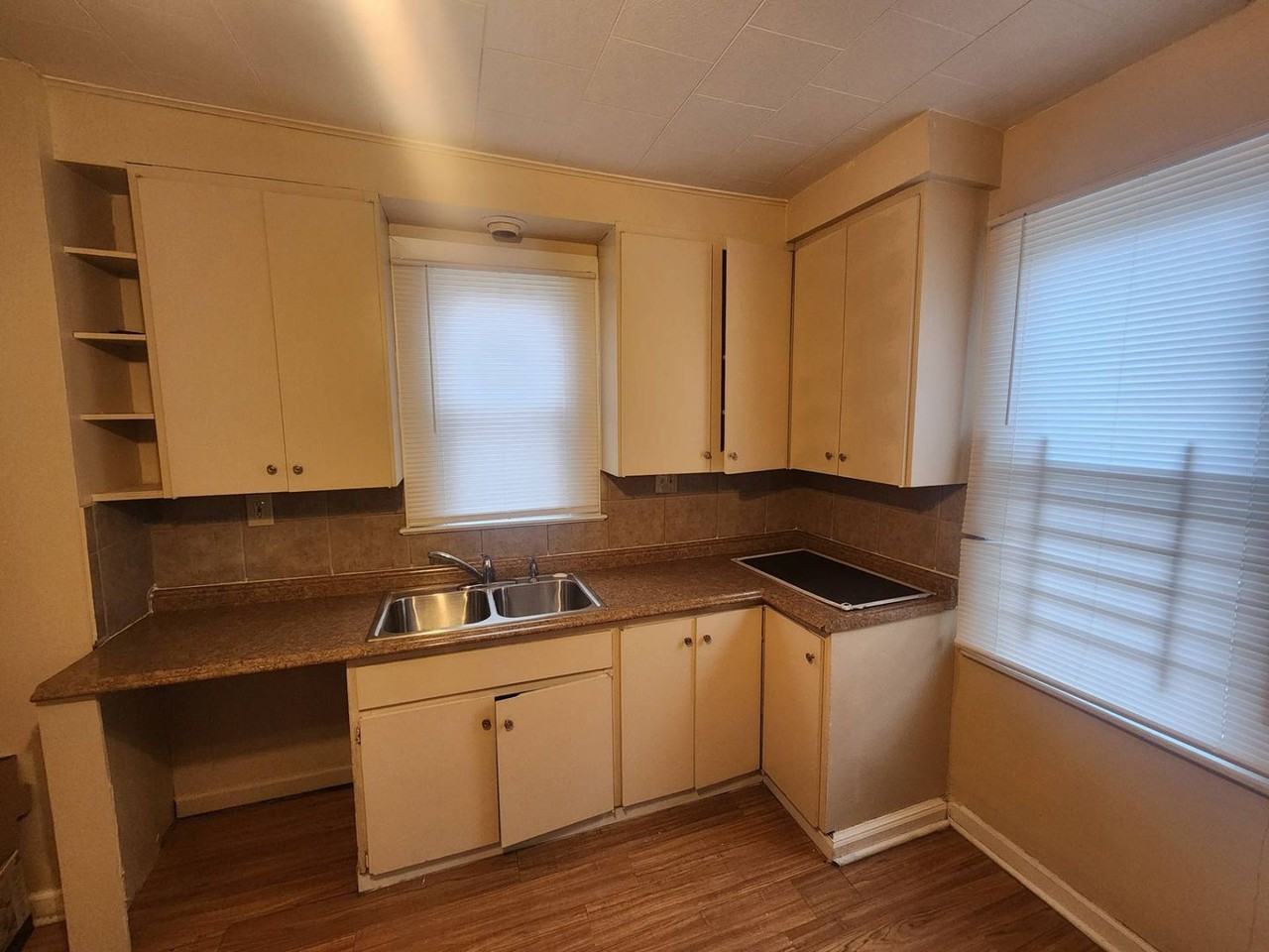 3695 E 61st St - Photo 3 of 26