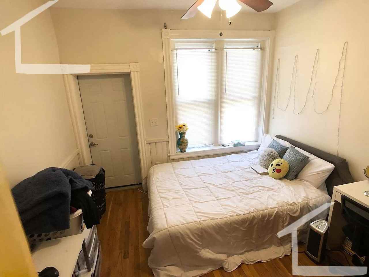 129 Cedar St - Photo 6 of 14