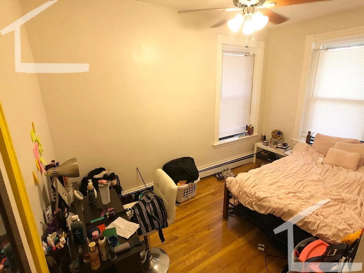 129 Cedar St - Photo 7 of 14