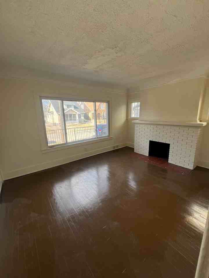 12866 12866 Steel Street - 12864 Steel St. #2 - Photo 2 of 10