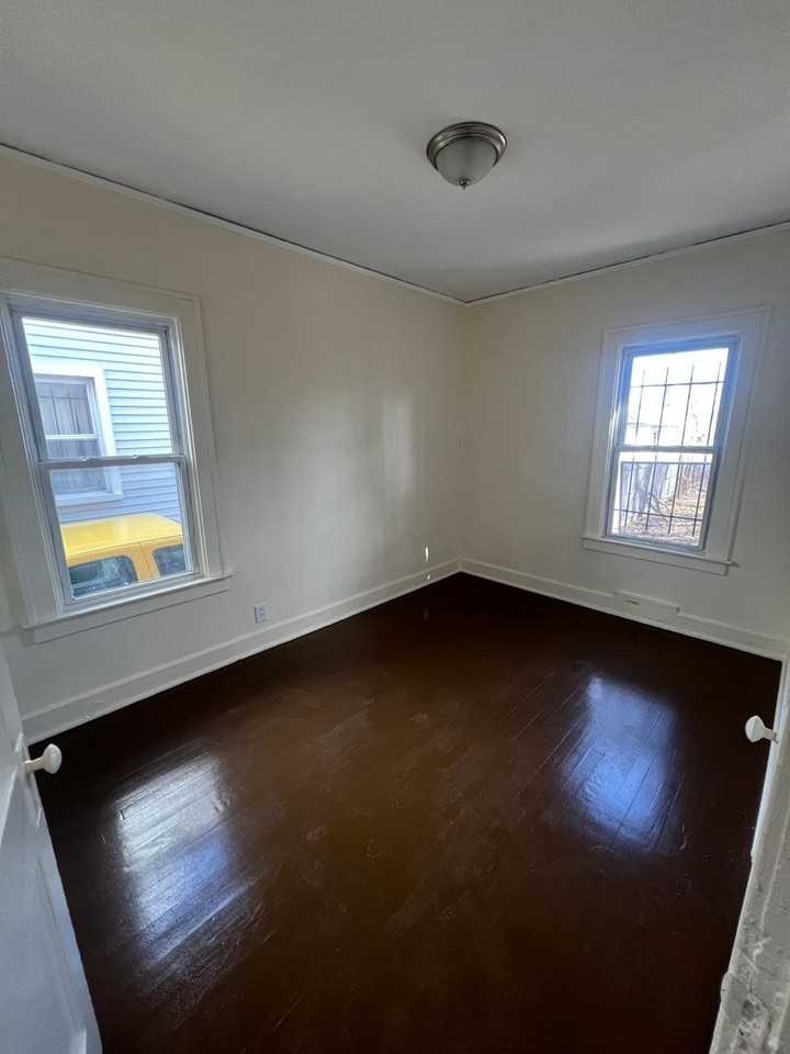 12866 12866 Steel Street - 12864 Steel St. #2 - Photo 3 of 10