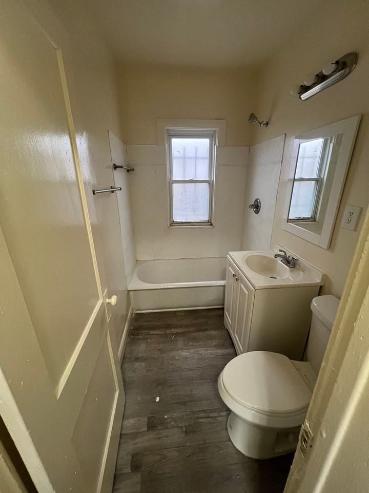 12866 12866 Steel Street - 12864 Steel St. #2 - Photo 5 of 10