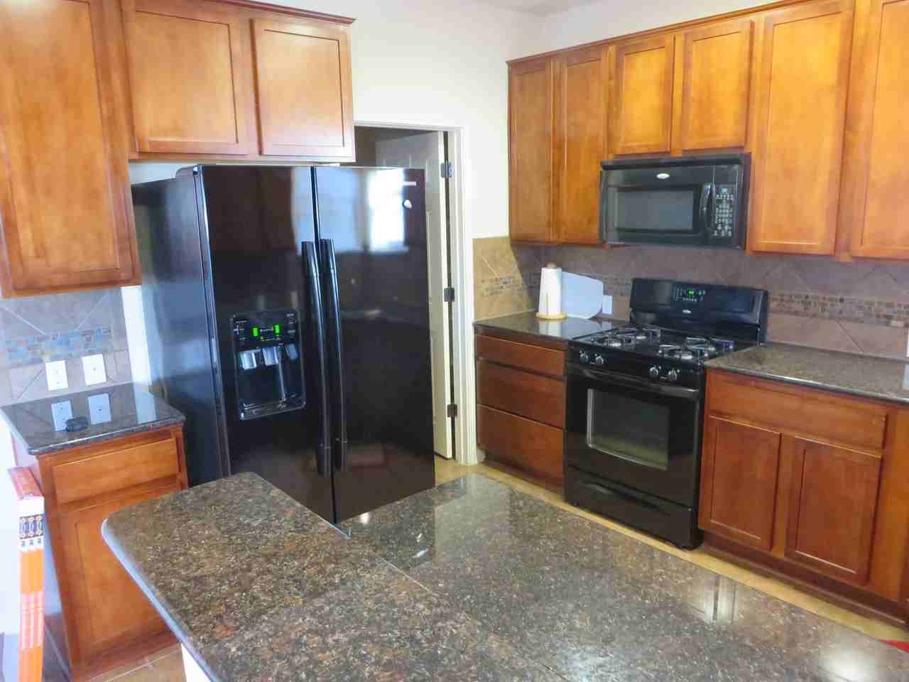 2124 Callingwood Dr - Photo 3 of 10