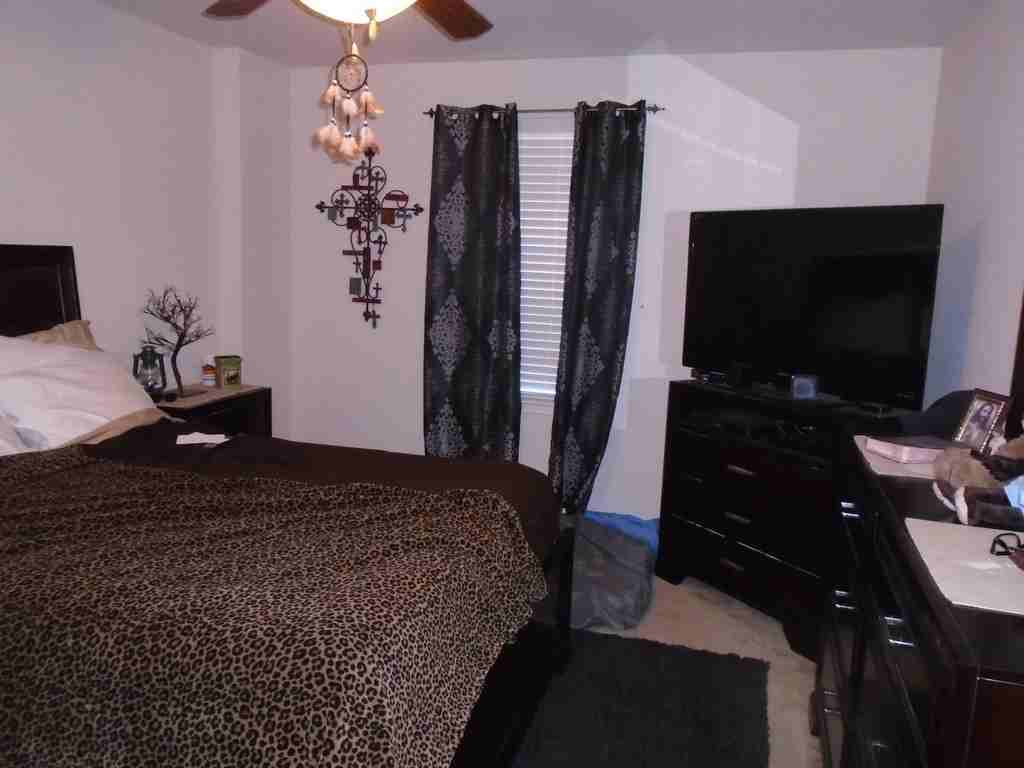 2124 Callingwood Dr - Photo 7 of 10