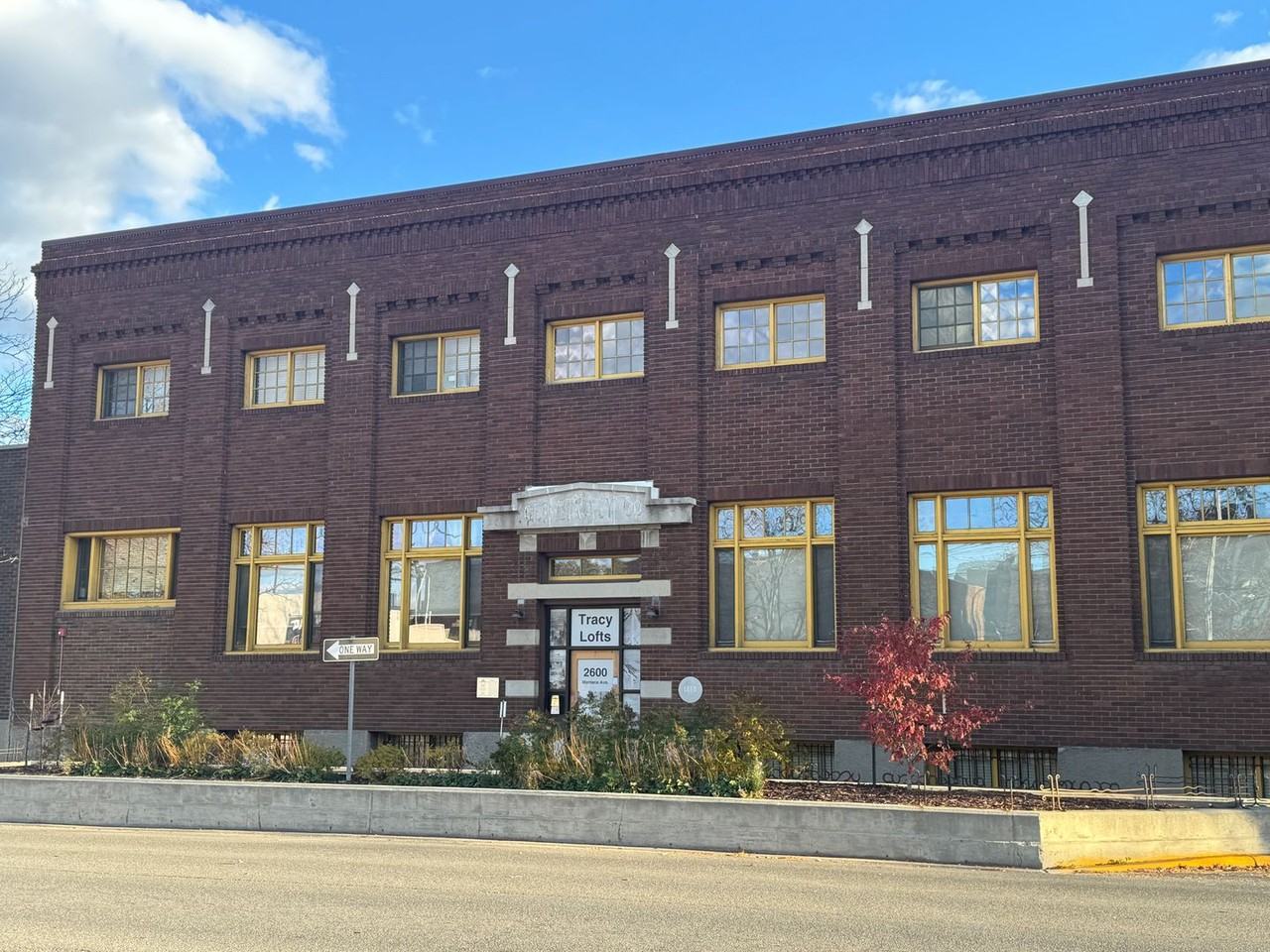 Tracy Lofts - Photo 6 of 16