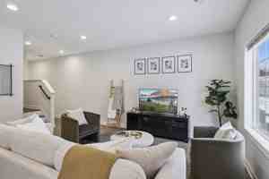 featured image of 608 Franklin Street